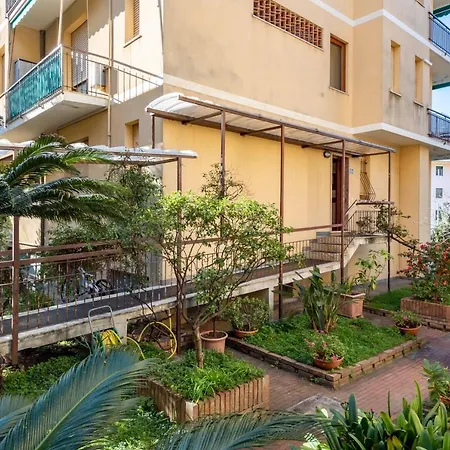Joivy Cosy Flat With Terrace Near Castle Apartament Rapallo
