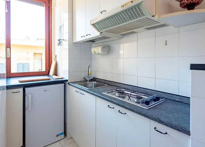 Joivy Cosy Flat With Terrace Near Castle * Rapallo